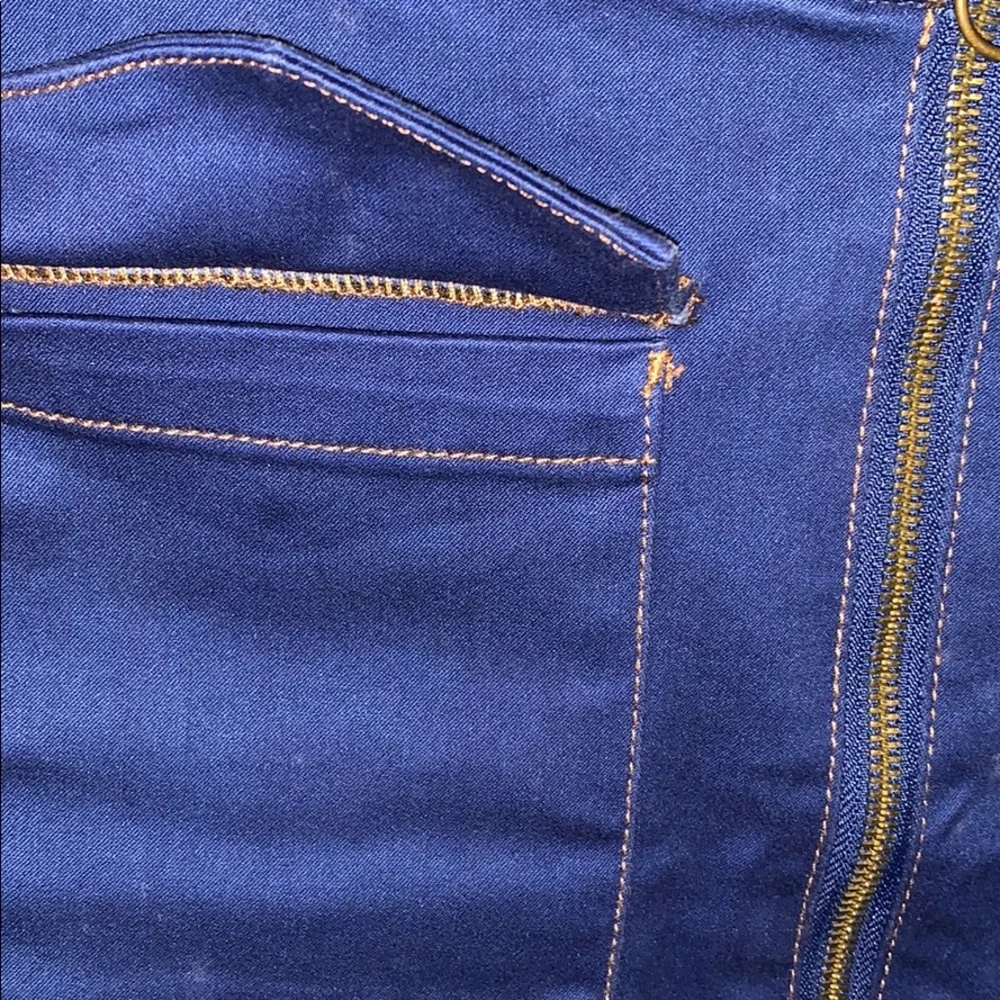 NEW Forever 21 Indigo Zippered Denim Mini Skirt